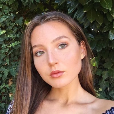 Profile Picture of Gabriella Steele (@GabriellaStee10) on Twitter