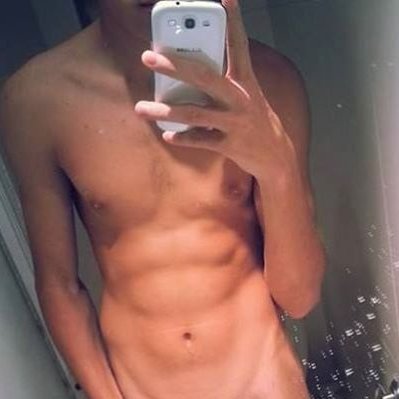 Profile Picture of TONY STARCK (@alexstarck3) on Twitter