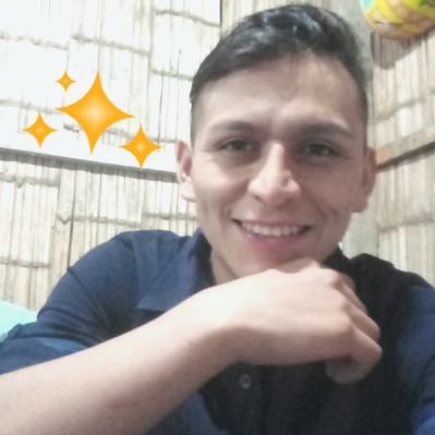 Profile Picture of Luis Luzuriaga (@LuisLuz45212290) on Twitter
