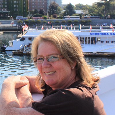 Profile Picture of Sandy Wade (@sandywadeYYJ) on Twitter