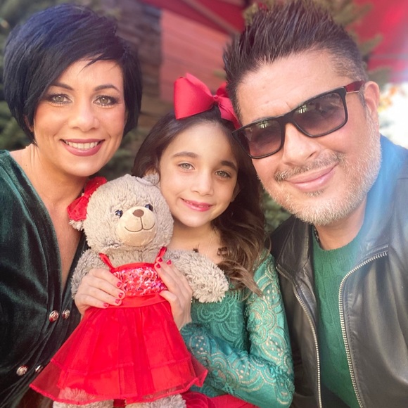 Profile Picture of Cindy Edlund (@skyebaby2211) on Poshmark