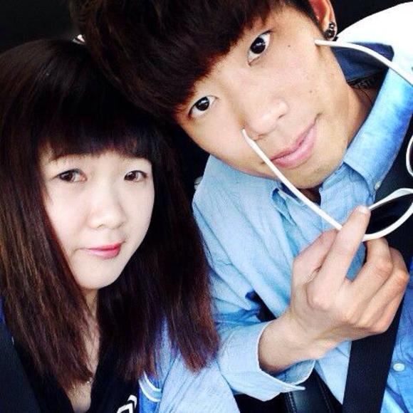 Profile Picture of Wenhui Li (@wenhui_li) on Poshmark