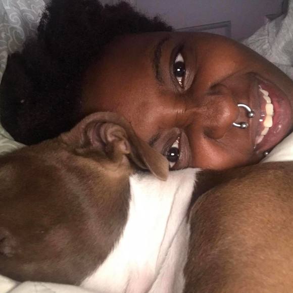 Profile Picture of Yoko Yakazumaa (@yokoyakazumaa) on Poshmark