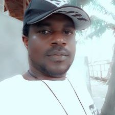 Profile Picture of Andrew Rossa-Thompson (@rossa_andrew) on Twitter