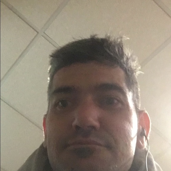 Profile Picture of Sean Roque (@mestdog420) on Poshmark