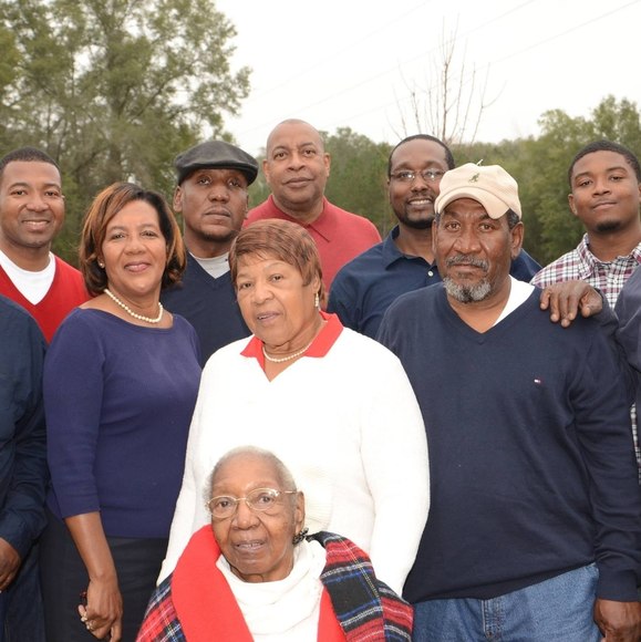 Profile Picture of Matthew Dawsey (@matt38461) on Poshmark