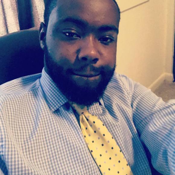 Profile Picture of Derrick Dingle (@dingle95) on Poshmark