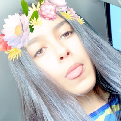 Profile Picture of Lara Dias (@laradias0309) on Twitter