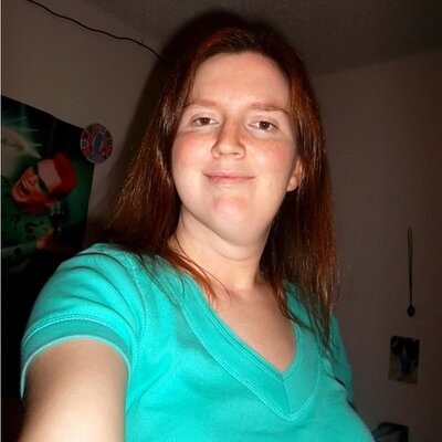 Profile Picture of Melissa Pitman (@Lovey_26) on Twitter