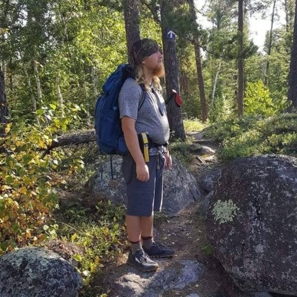 Profile Picture of Zachary Klassen (@zachkmail) on Poshmark