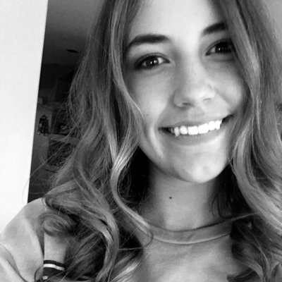 Profile Picture of Amanda (@AmandaBates727) on Twitter