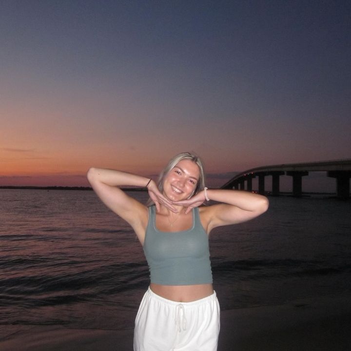 Profile Picture of juliazyts (@julia.zyts8) on Tiktok