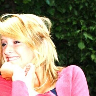 Profile Picture of Bethany Dillon (@beth_dillon) on Twitter