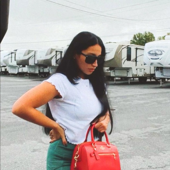 Profile Picture of Chanel Bitton (@chanelbitton) on Poshmark