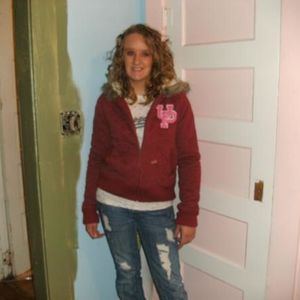 Profile Picture of Charity Huston (@383613629) on Myspace