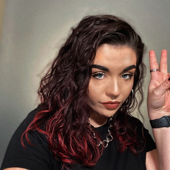 Profile Picture of Makenna Gerold (@makenna_gerold) on Poshmark
