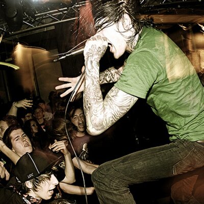 Profile Picture of Mitch Lucker (@frases_suicide) on Twitter