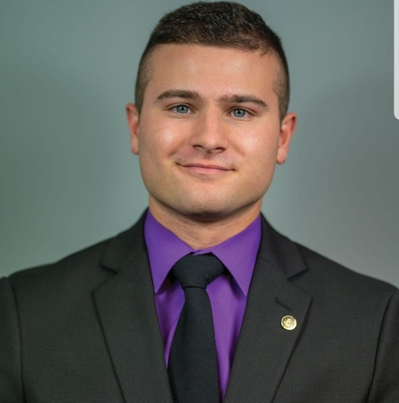 Profile Picture of Trey Clausen (@wclaus) on Poshmark