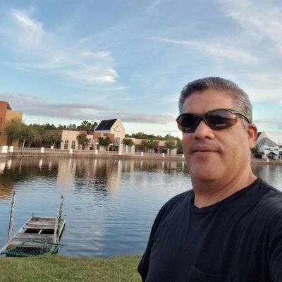Profile Picture of Carlos Salcedo (@jonronrumbero) on Twitter