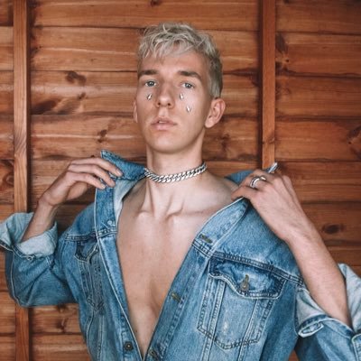 Profile Picture of Jon Warner (@itsJonWarner) on Twitter