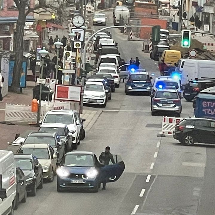 Profile Picture of Rosa (@lindasiru) on Tiktok