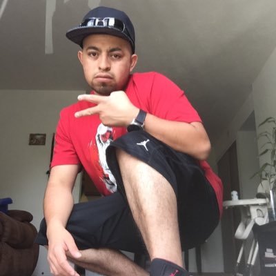 Profile Picture of Ricardo A Velasquez (@Ricado10Aaron) on Twitter