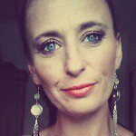 Profile Picture of Kim bones (@kim.holah) on Instagram