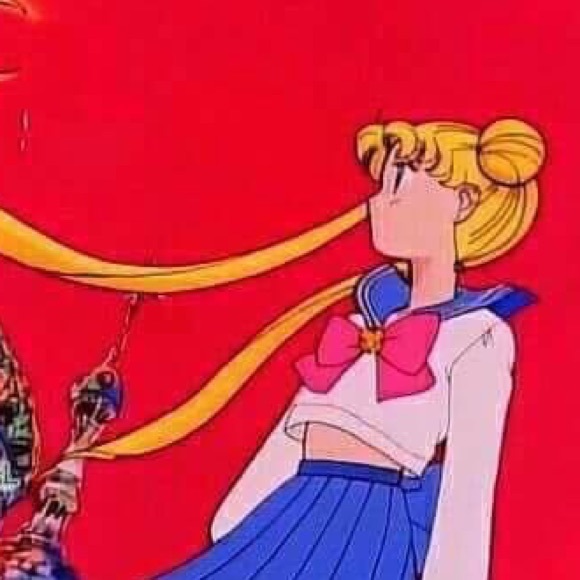 Harold Isasis - Poshmark Profile Picture of Harold Isasis (@harold_i) on Poshmark