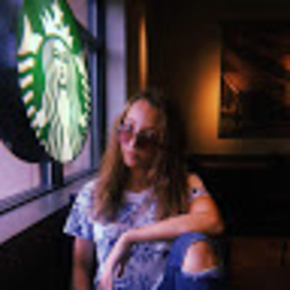 Profile Picture of Trinity Shirrell (@trinityshirrell) on Poshmark