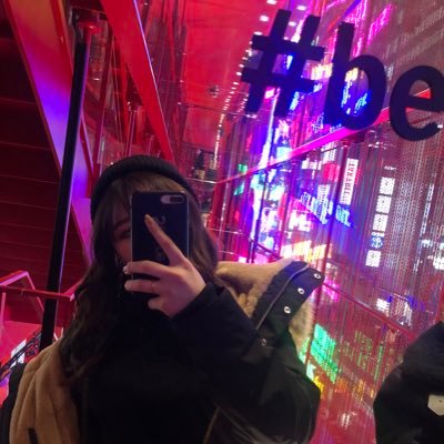 Profile Picture of L.kim (@@s2_ek313) on Twitter