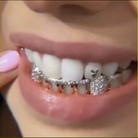 Profile Picture of Aaron West (@swzybabi) on Poshmark