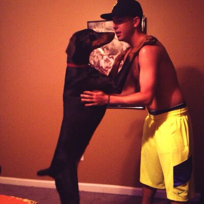 Profile Picture of Wes Vincent (@vincent9236) on Twitter