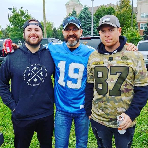 Profile Picture of Jeremy Smith (@jeremy87878) on Poshmark