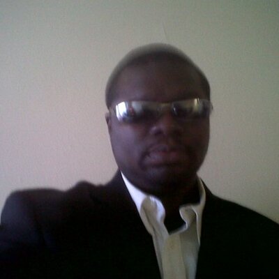 Profile Picture of Robert Sinclair (@Bobbygittens) on Twitter