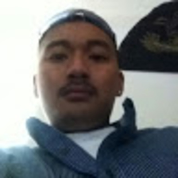 Profile Picture of Steven Otay (@globe510town) on Poshmark