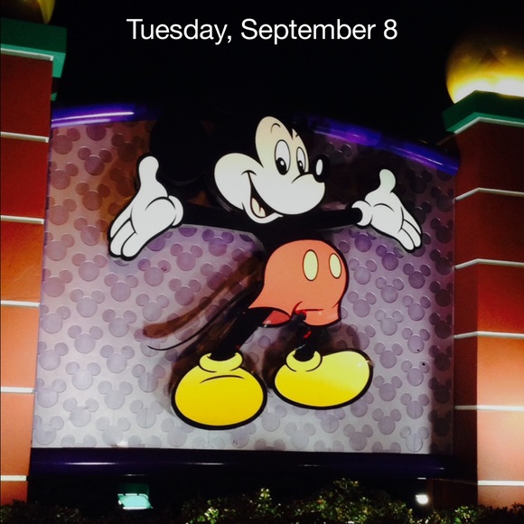 Profile Picture of Gina Minore (@gminore) on Poshmark