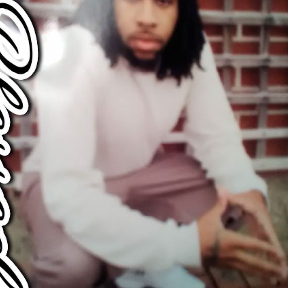 Profile Picture of Mitri Wsmg (@johanshaheed) on Poshmark