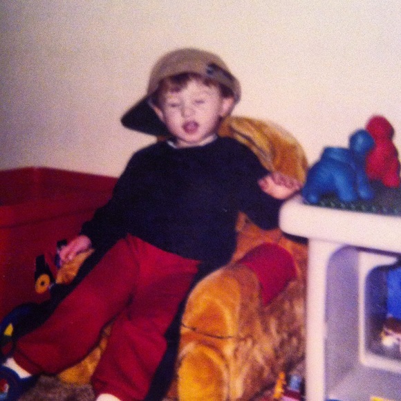 Profile Picture of Evan Hurst (@eh1616) on Poshmark