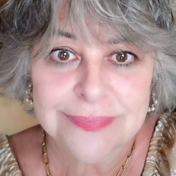 Profile Picture of Cheri Thanos (@cherimama) on Poshmark