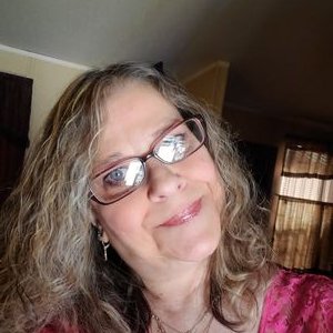 Profile Picture of Lori Richards (@LoriRic58769848) on Twitter