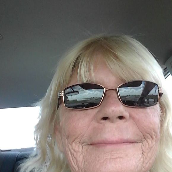 Profile Picture of Ann Grobe (@anngetyourgun) on Poshmark