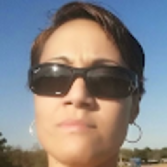Profile Picture of Lisa m Memea (@lmemea) on Poshmark