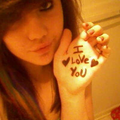 Profile Picture of Savannah Arnold (@ImA_EtCh_YeW) on Twitter