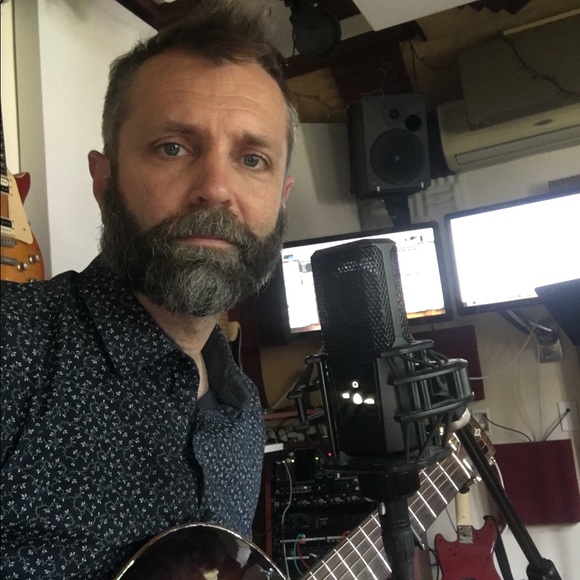 Profile Picture of Geoff Gross (@gdgross) on Poshmark