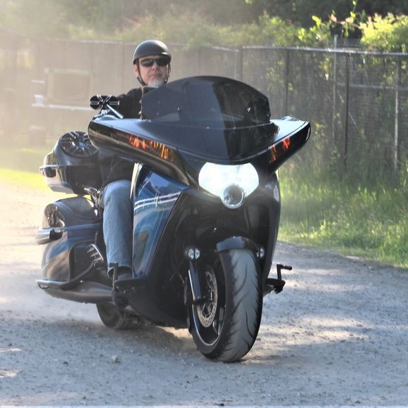 Profile Picture of Tom Lipnicki (@dzwigu69) on Poshmark