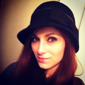 Profile Picture of Andrea Kincaid (@dreakincaid) on Pinterest