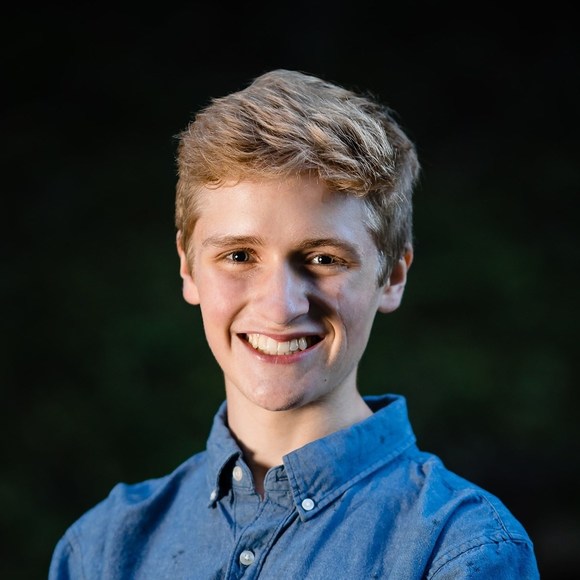 Profile Picture of Matthew Overby (@matthewoverby) on Poshmark