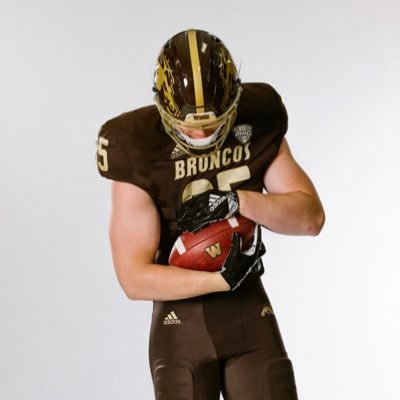 Profile Picture of Anthony Torres (@a_torres1299) on Twitter