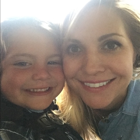 Profile Picture of Jessica Driggers (@jessdriggers) on Poshmark