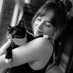 Profile Picture of 𝐬𝐡𝐚𝐝𝐞𝐬 <𝟑 (@afterrxshades) on Instagram